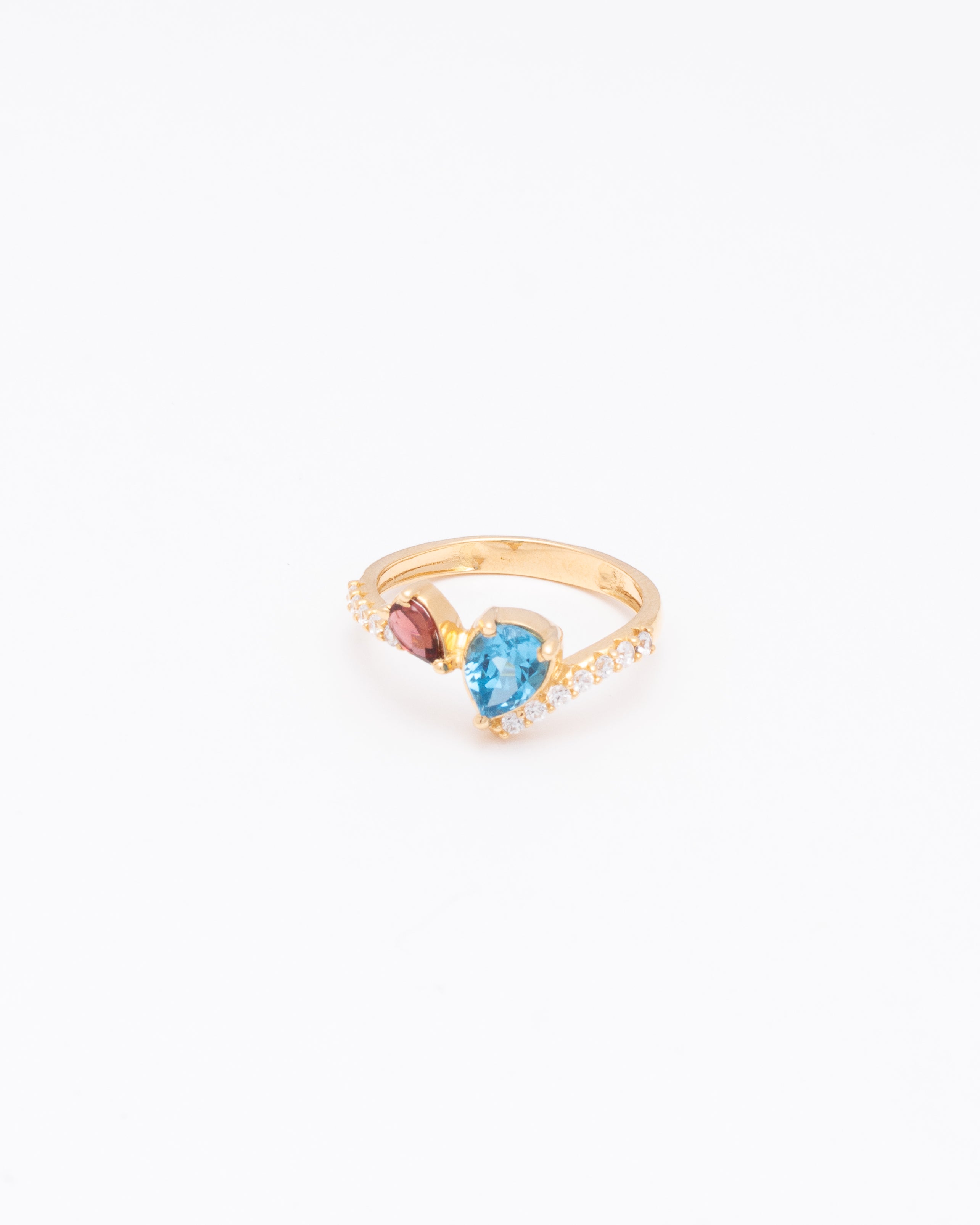 ANASTASIA GRANATE Y TOPACIO